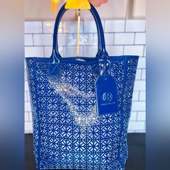 TORY BURCH LASER CUT ROYAL BLUE TOTE WITH LUGGAGE TAG!!!  NWOT!!! - Picture 1 of 6